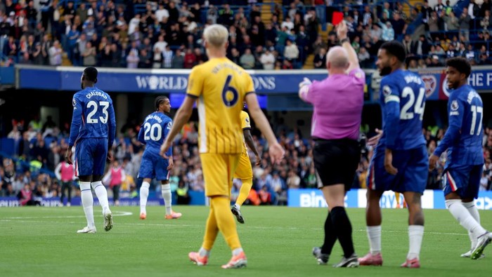 chelsea-vs-brighton-hove-albion-trevoh-chalobah-liga-inggris-premier-league-simon-hooper-1759005844862_169
