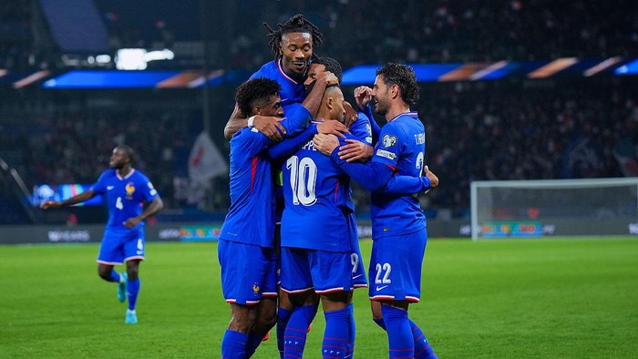 2240318093-1760129195900_169