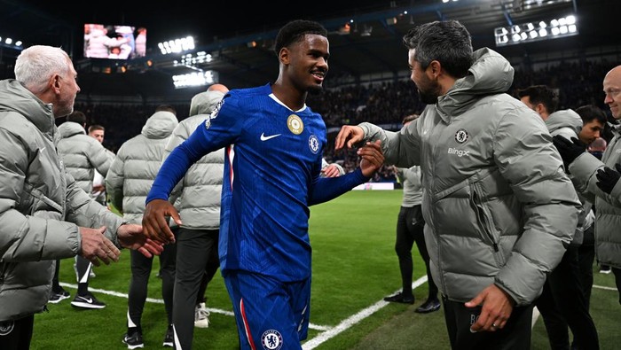 chelsea-vs-liverpool-jorrel-hato-premier-league-liga-inggris-1759676967652_169