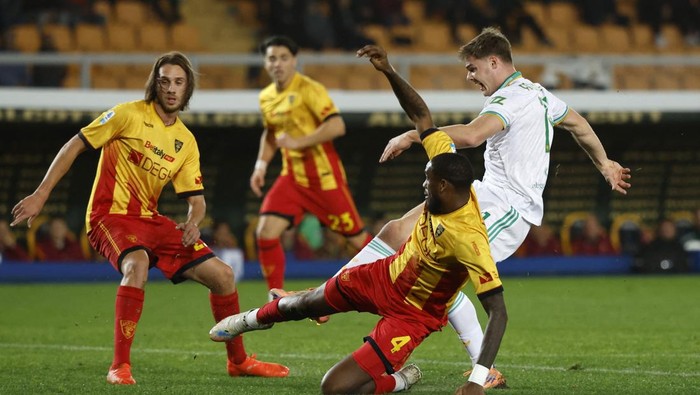 as-roma-evan-ferguson-1767726266313_169