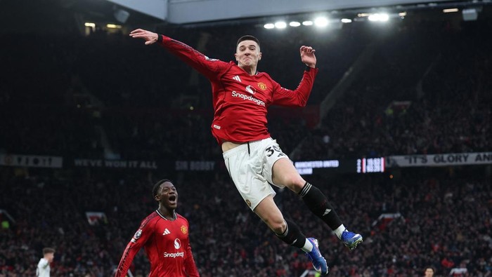 soccer-england-mun-ful-1769969560801_169